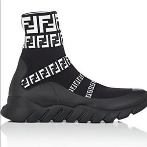 Meet your Posher, Kris